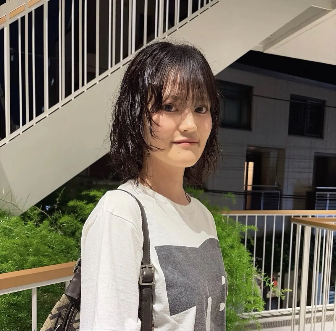 ミディアム パーマ カット パーマ 🌀くせ毛風 ナチュラルパーマ優吉のヘアスタイル