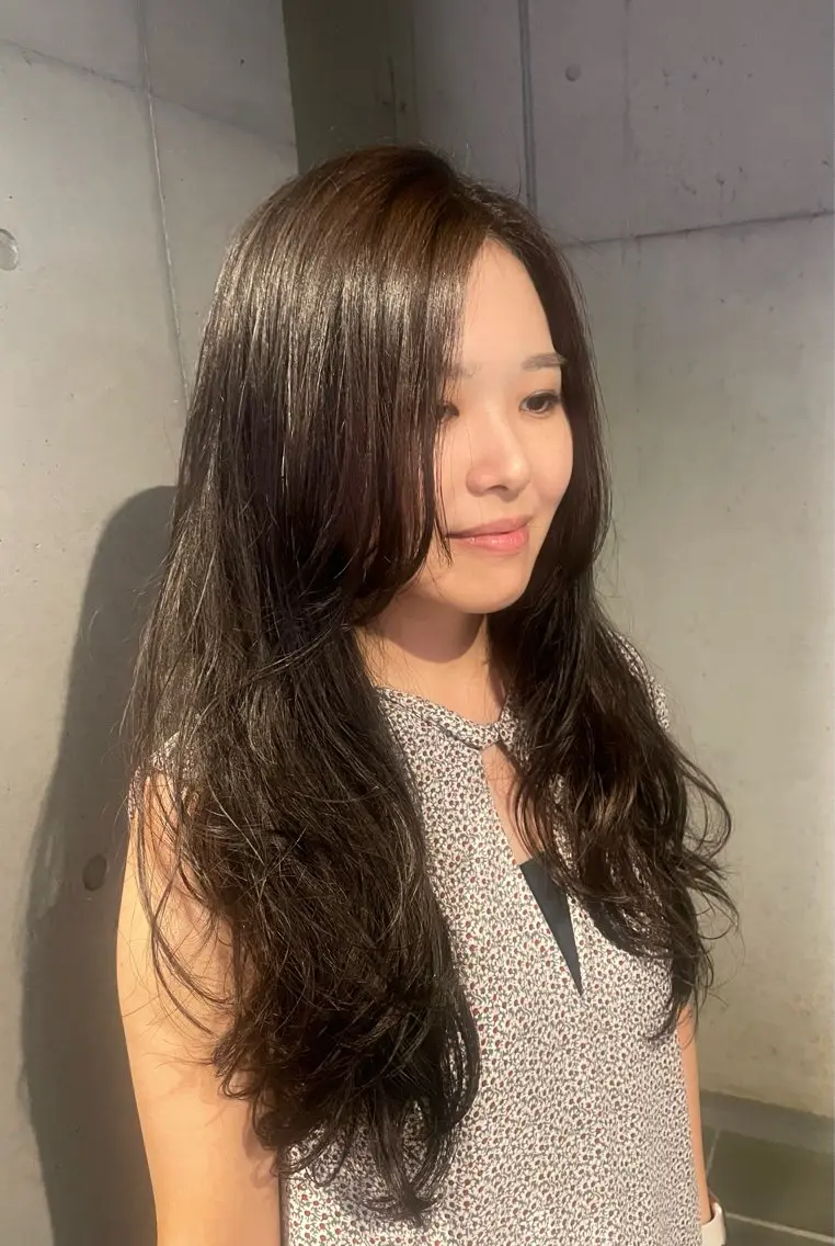 ロング カラー ブラウンカラー ヘアカラー トリートメント .⋆𝜗𝜚カラー モデル募集/yuuのヘアスタイル
