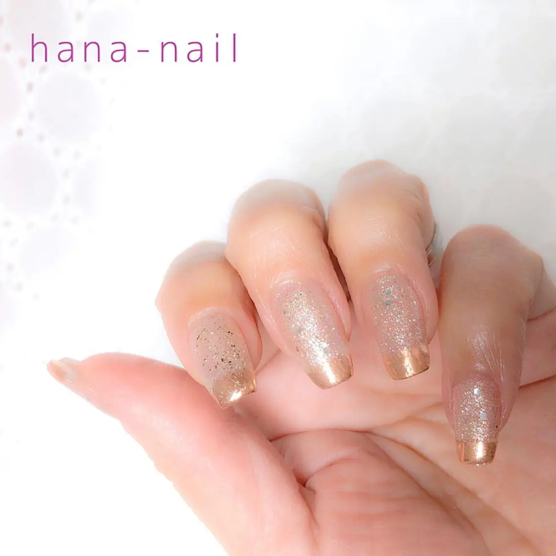ネイル フレンチネイル ジェルネイル 卒業式 ラメ(グリッター) ミディアムネイル Kao hana-nailのネイルデザイン