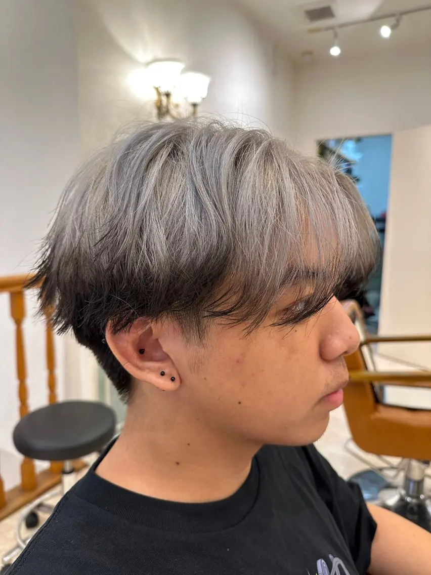 カラー 山口 珠莉のヘアスタイル