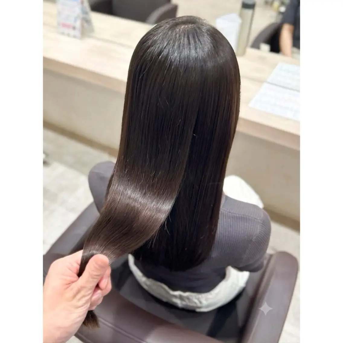 ロング 縮毛矯正 植木 大基のヘアスタイル
