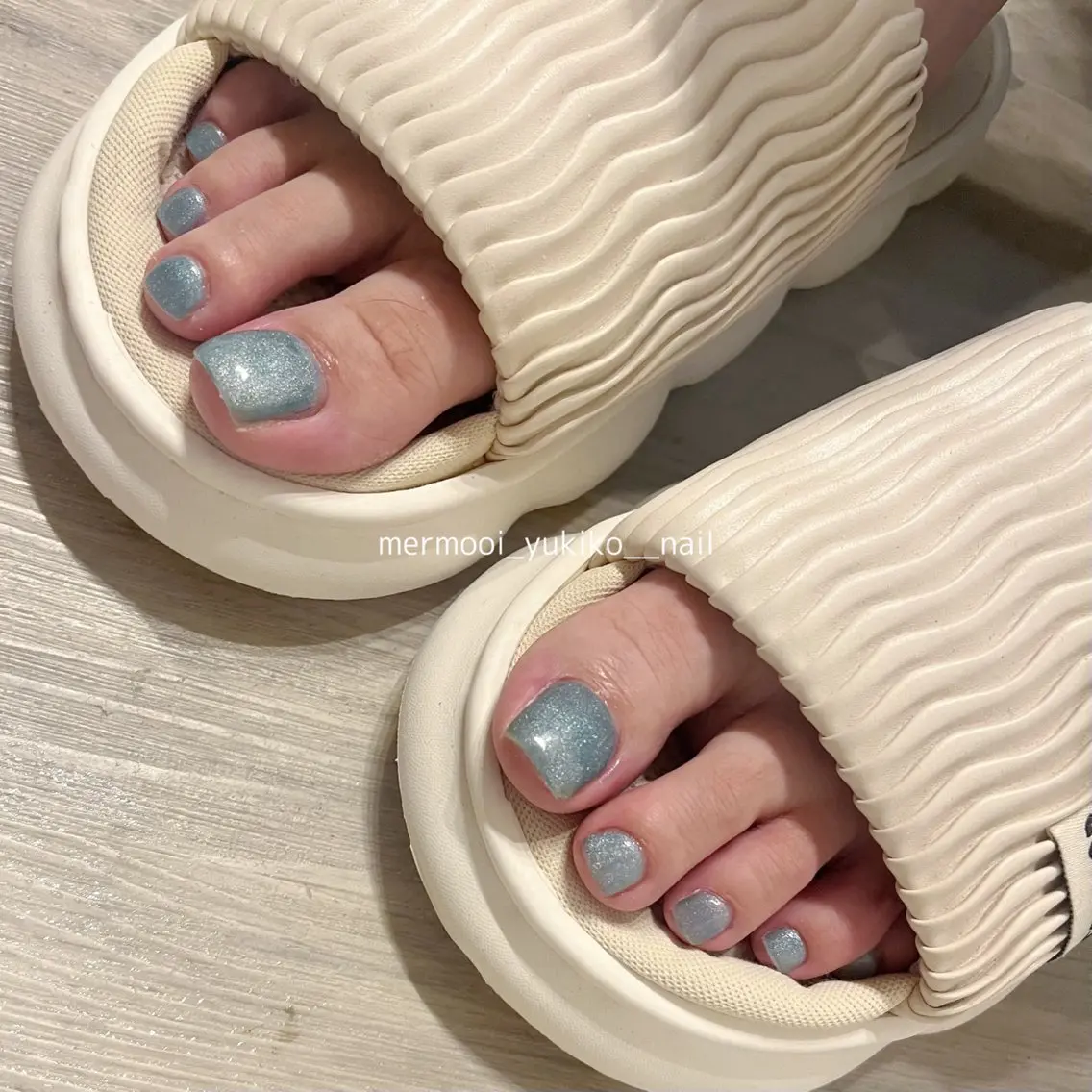 ネイル ブルー フットネイル マグネットネイル mermooi nailのネイルデザイン
