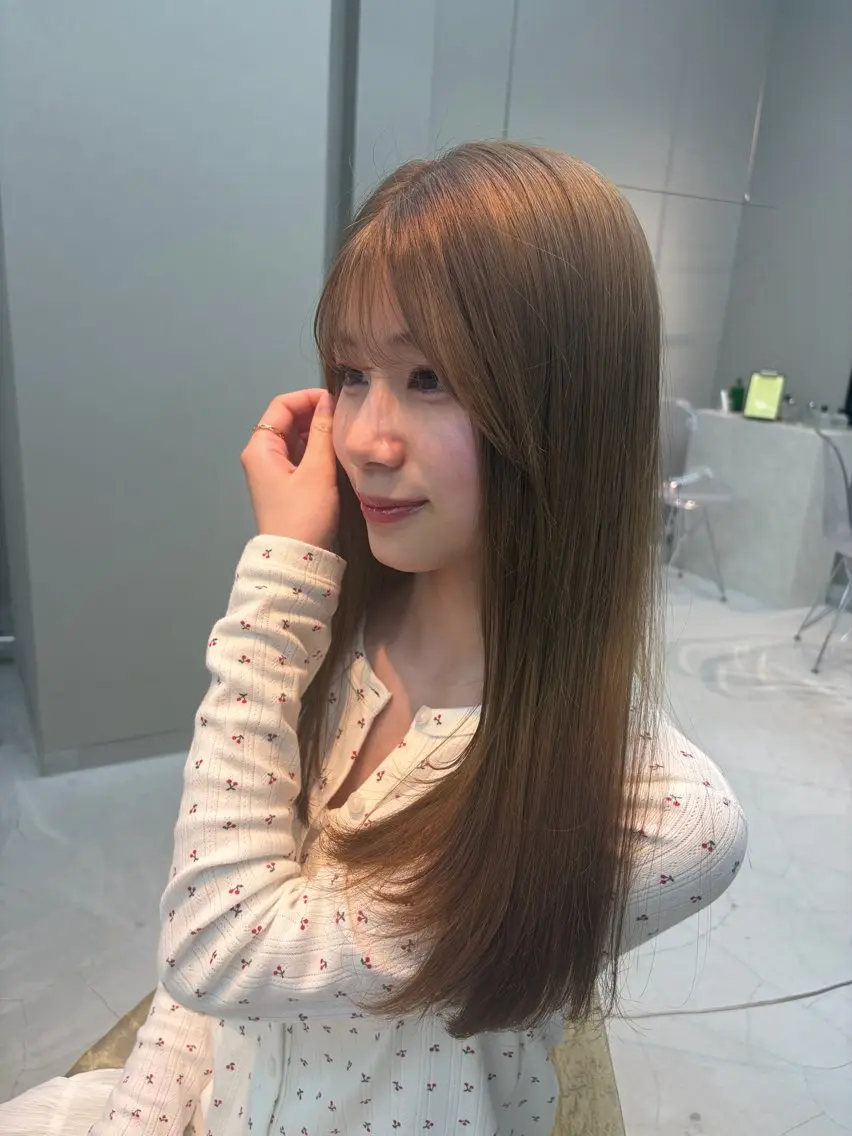ロング ヘアカラー kurune chikaのヘアスタイル