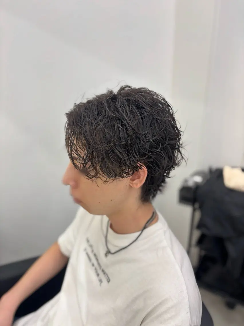 パーマ メンズ カット パーマ 山田 瑛司のヘアスタイル