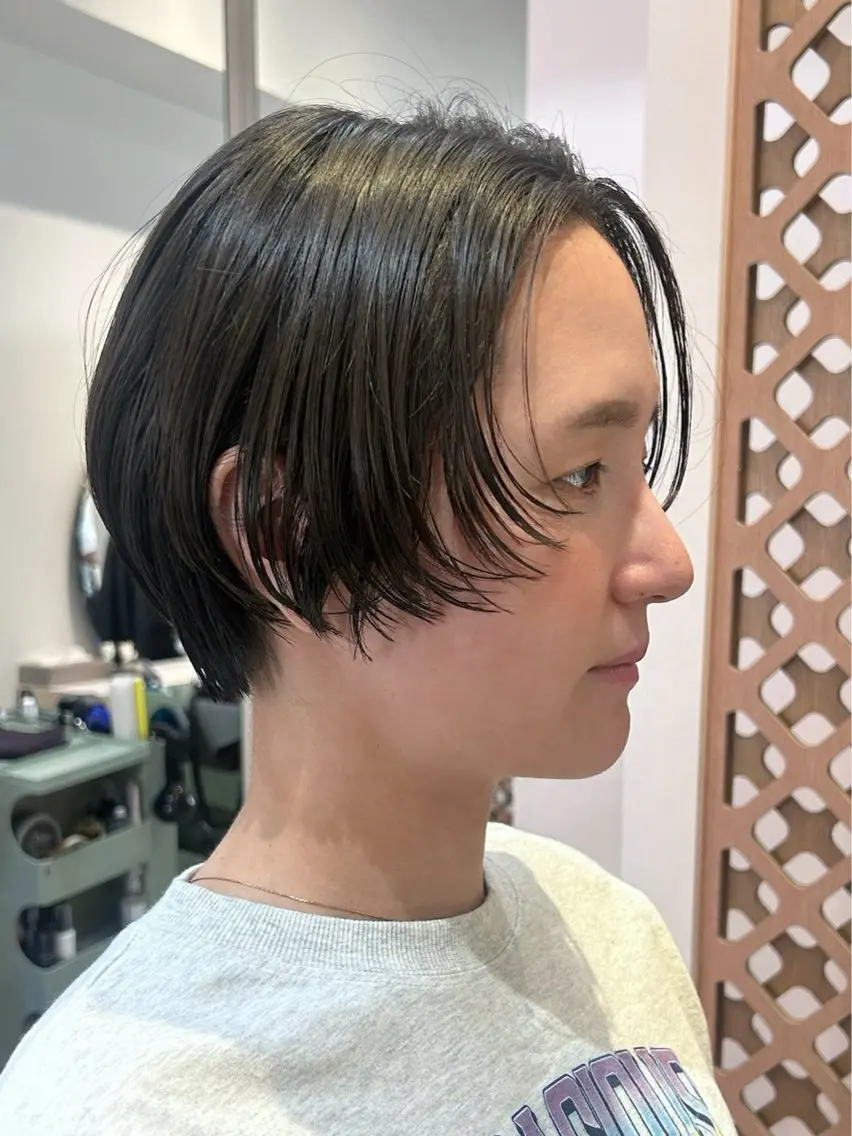 ショート カラー ショートヘア カット ヘアカラー マンツーマン施術✂︎ machikaのヘアスタイル