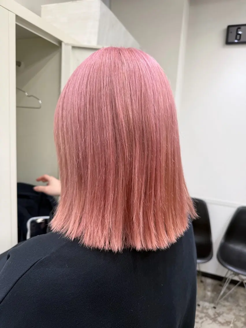 ミディアム カラー ハイトーンカラー🐬 えりかのヘアスタイル