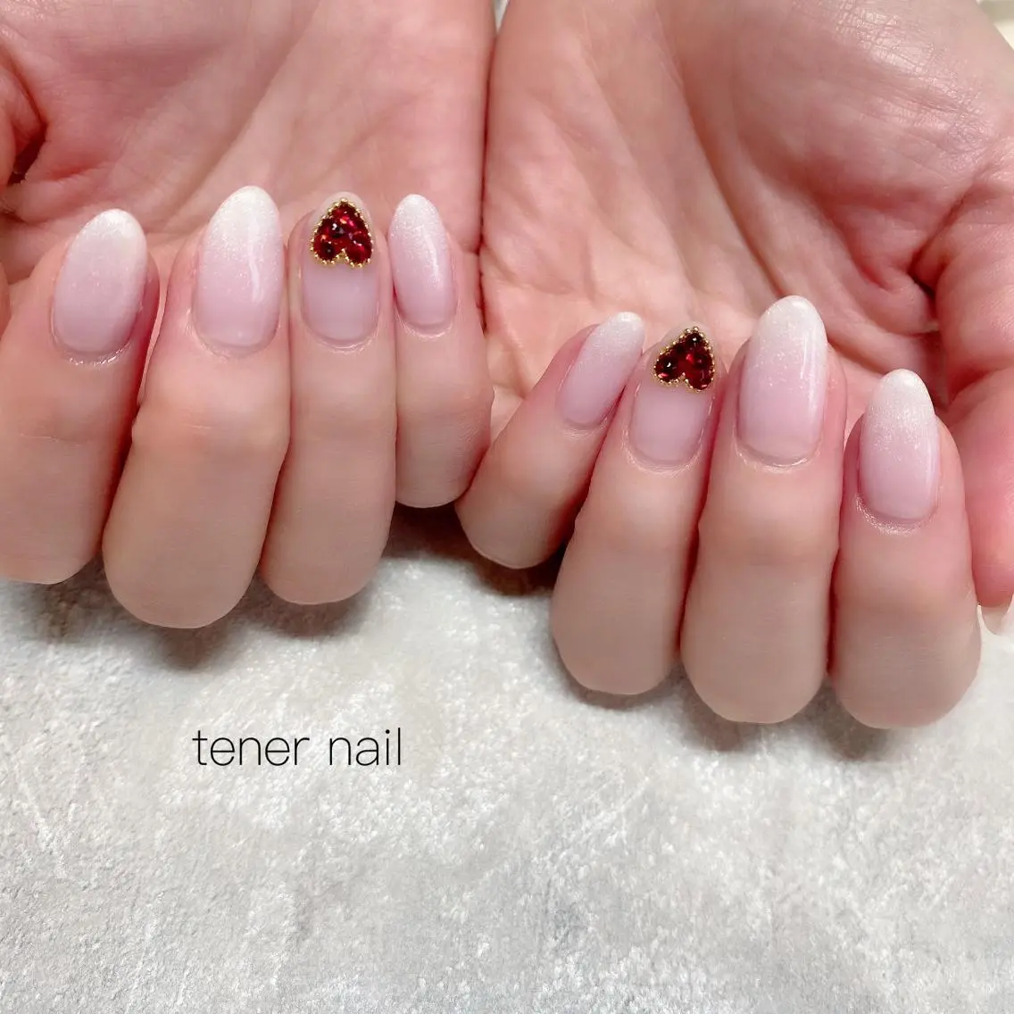 ネイル フレンチネイル ハート テネルネイル tener nailのネイルデザイン