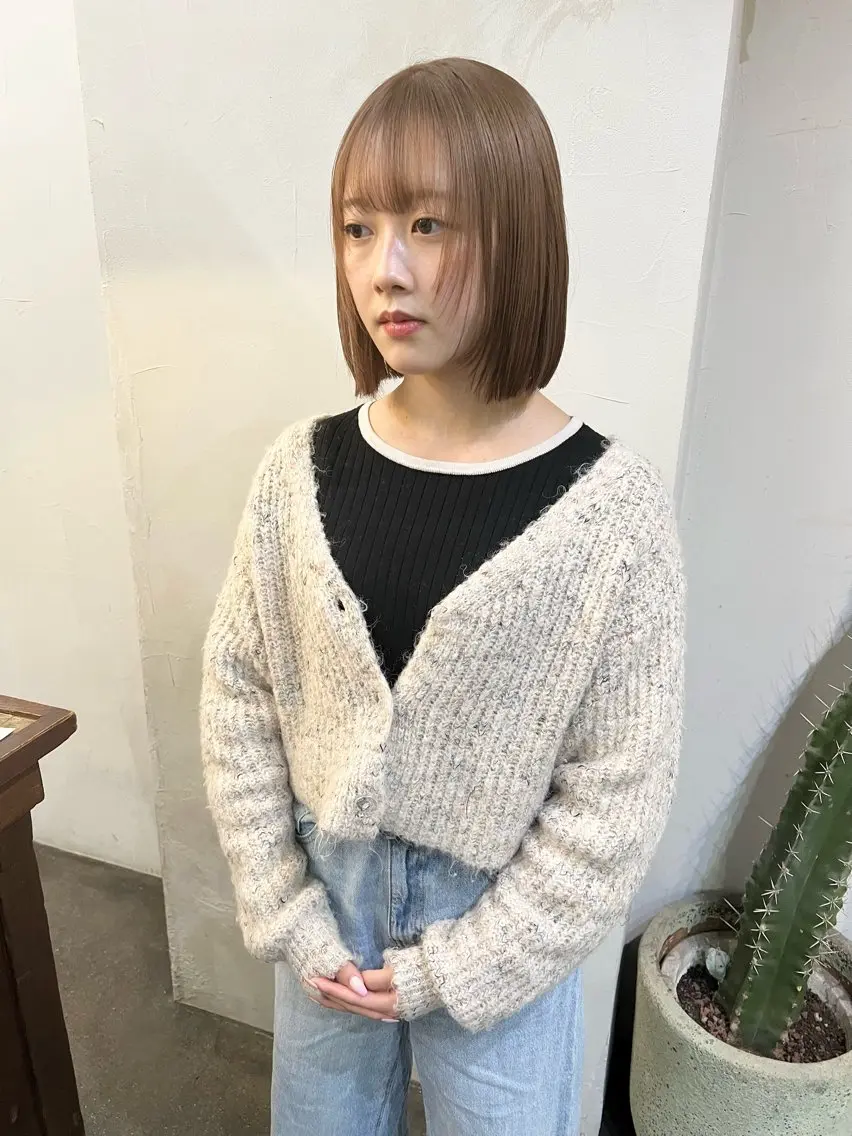 ショート カラー ベージュカラー ブリーチ ケアブリーチ ボブ 顔まわりレイヤー カット ヘアカラー 千葉 郁也のヘアスタイル