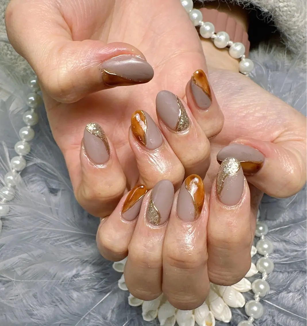 ネイル べっ甲ネイル マットネイル ミラーネイル ハンドネイル Pretty Nail Salonのネイルデザイン