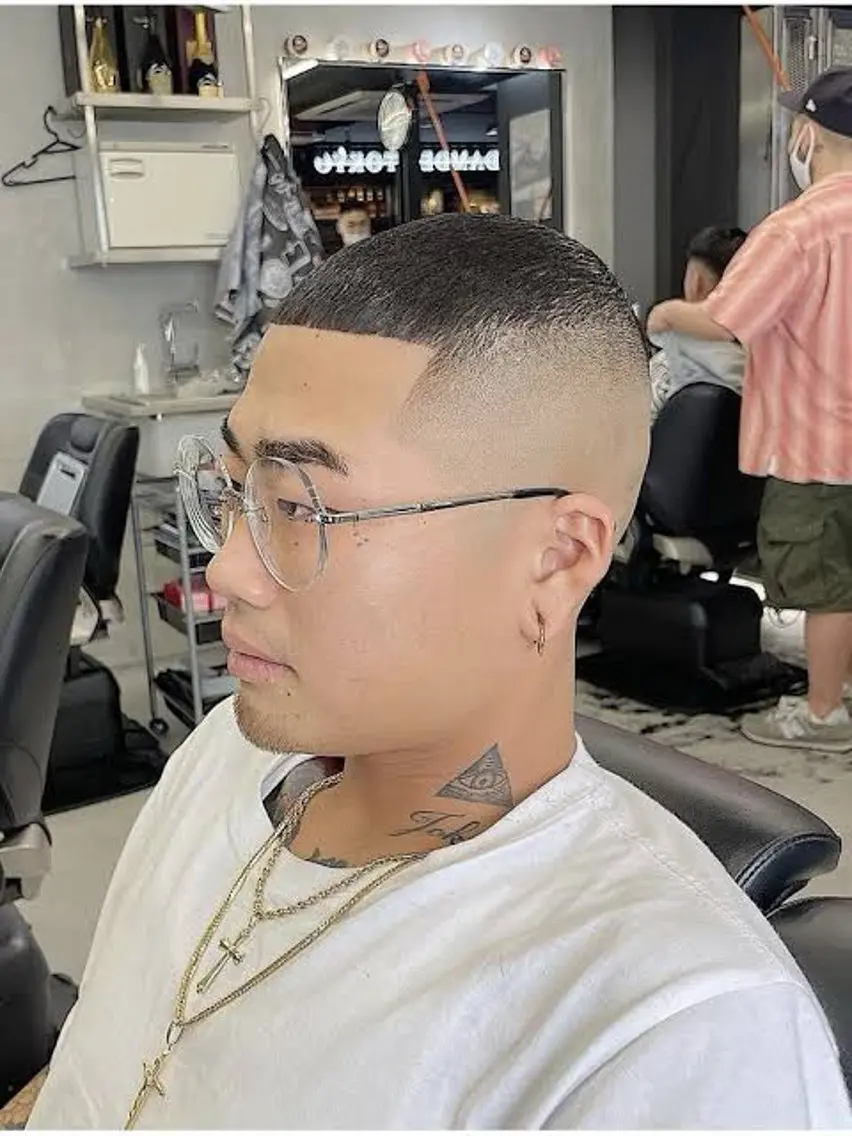 ショート 溝江 太一のヘアスタイル