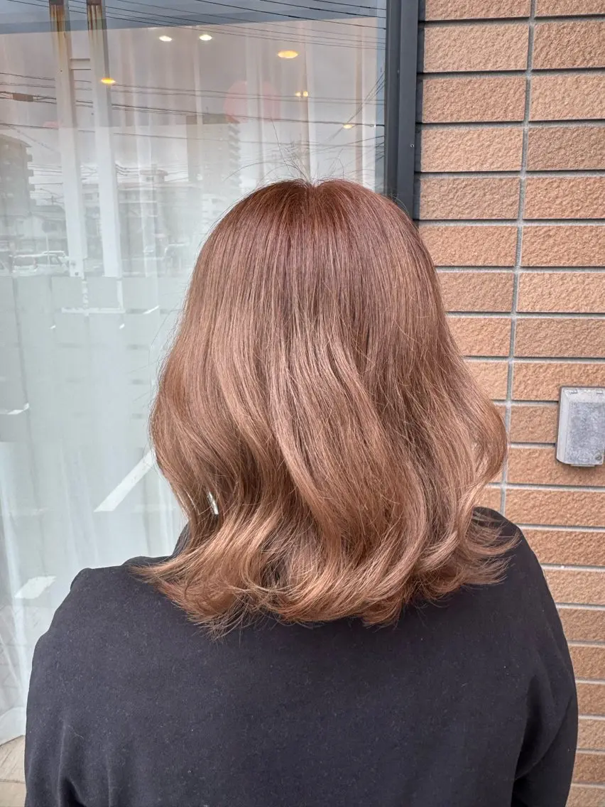 ミディアム フカモト カエデのヘアスタイル