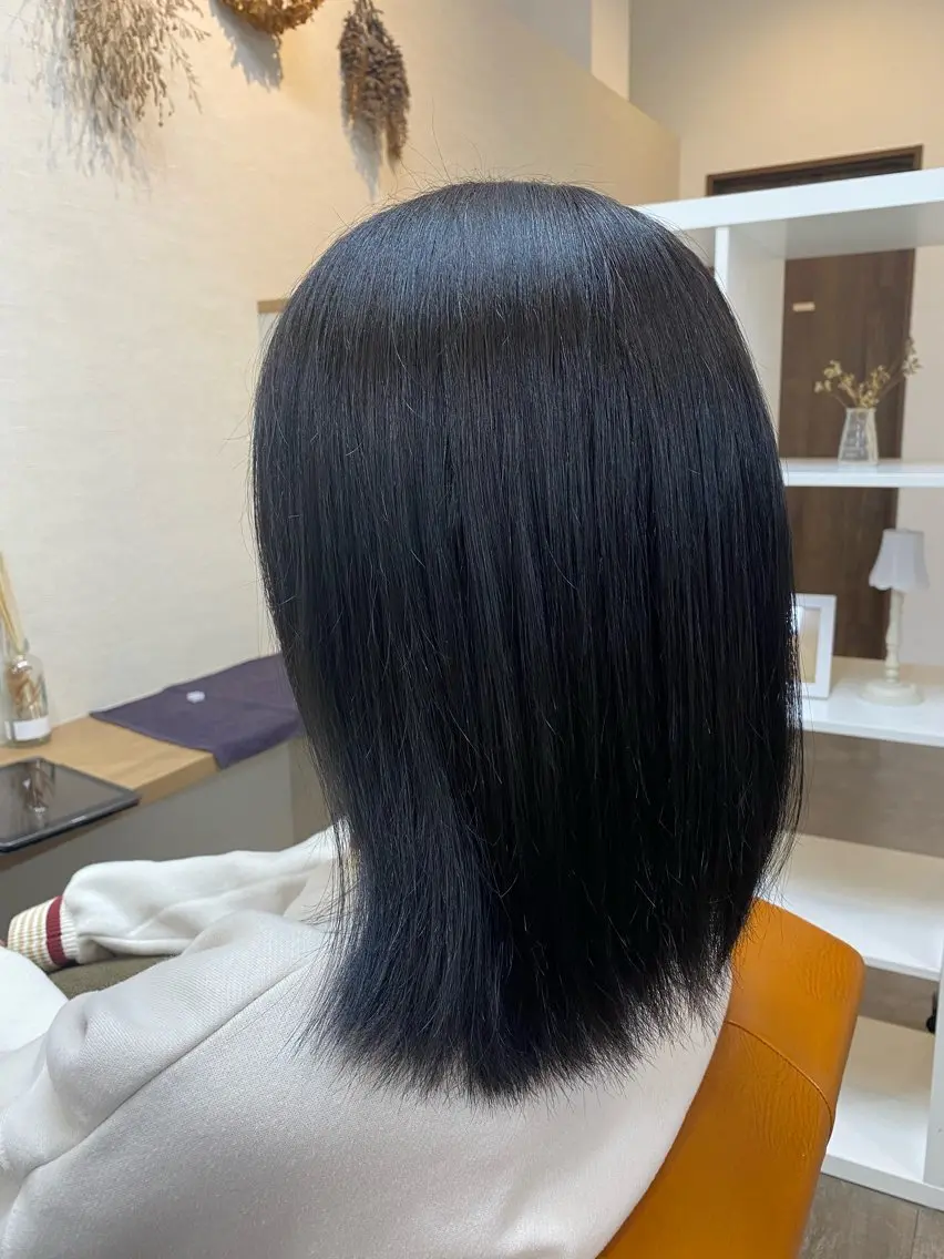 ロング カラー 黒髪 ブルーカラー ブルーブラック ミツツカ リンタロウのヘアスタイル