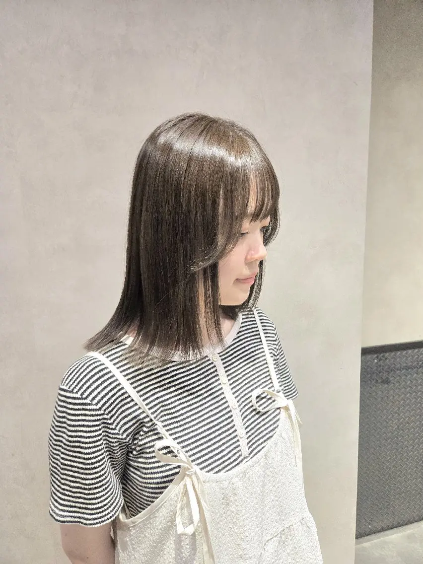 ミディアム レイヤーカット 外ハネヘア enx 渡邊 愛結🎀のヘアスタイル