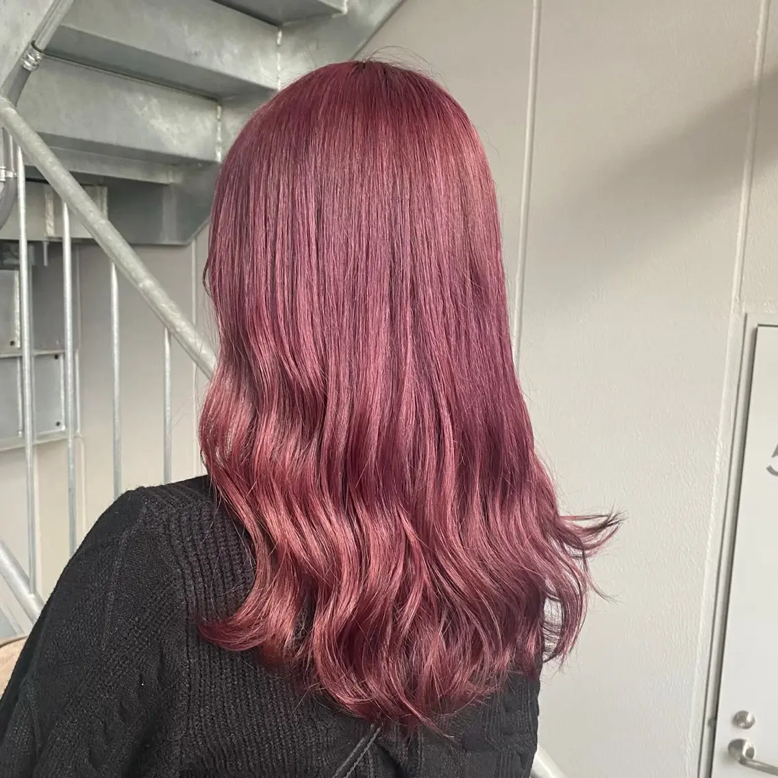 ロング カラー ヘアアレンジ 🫧モテる💗ダメー ジレスハイトーン🫧のヘアスタイル