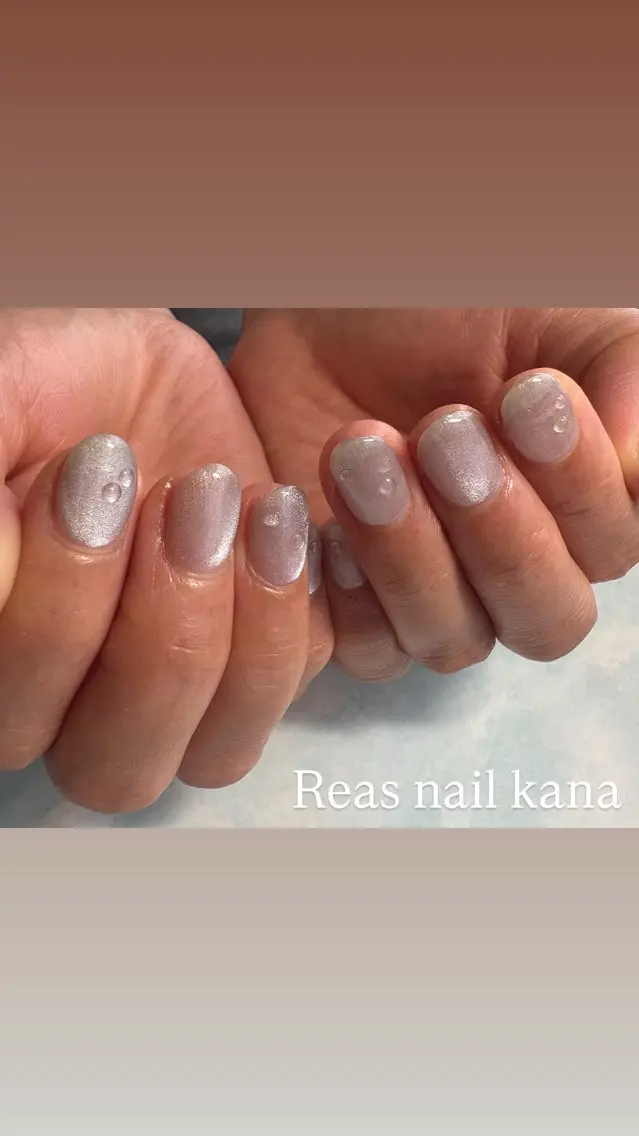 ネイル マグネットネイル Reas nail kanaのネイルデザイン