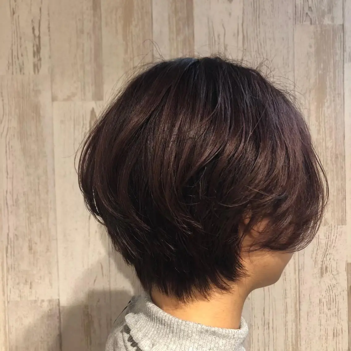 ショート カラー ショートヘア カット ヘアカラー トリートメント 太田 妃乃のヘアスタイル