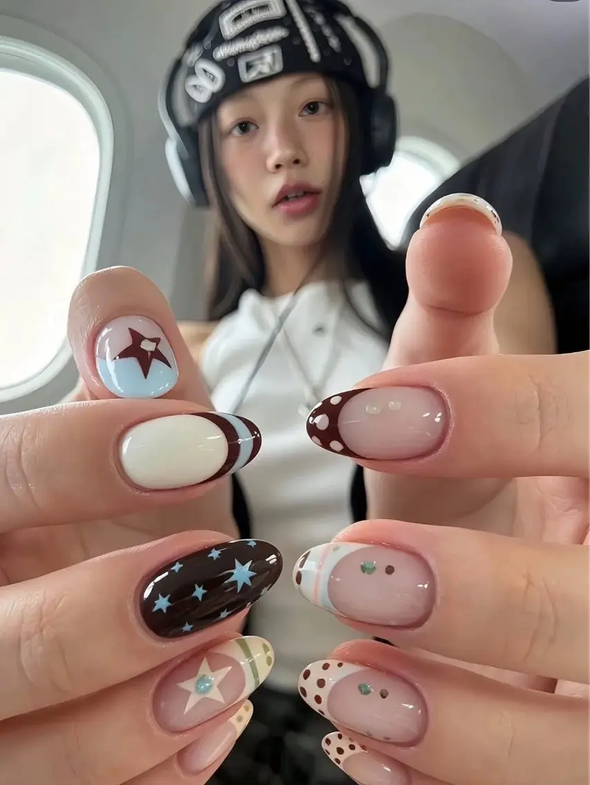 ネイル アートネイル フレンチネイル ジェルネイル 韓国ネイル 持ち込み ハンドネイル ANA.CHUO 本川越店舗のネイルデザイン