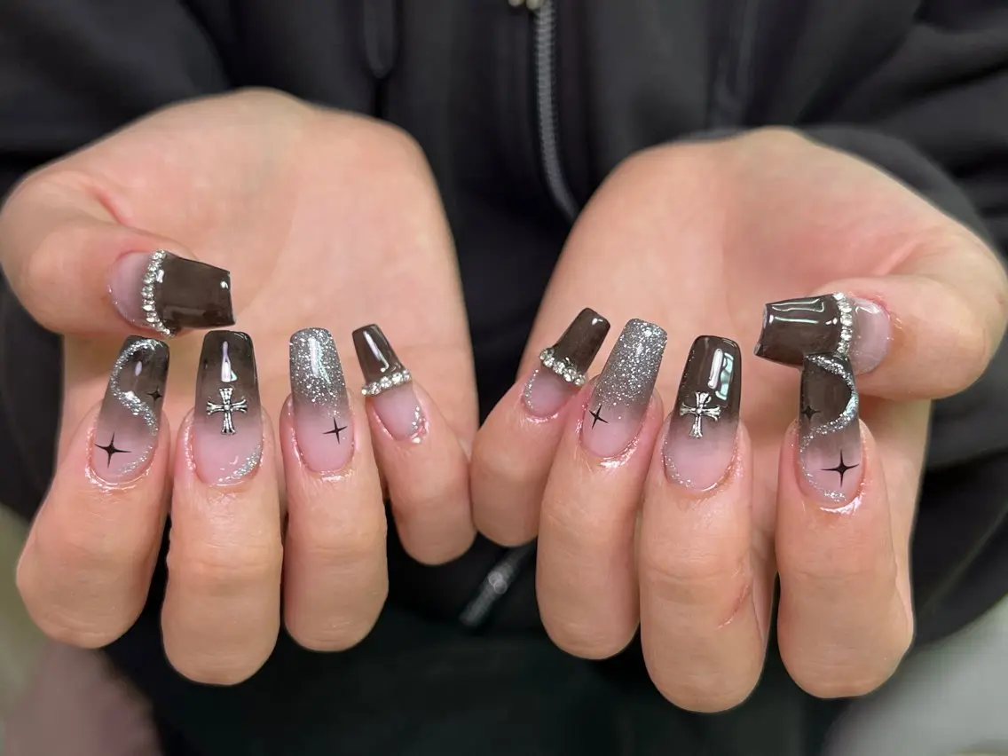ネイル ハンドネイル lucky nail 歌舞伎町のネイルデザイン