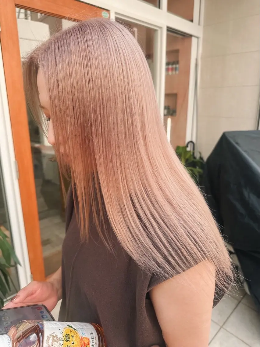【ケアブリーチ】カット×ダブルカラー×クイックトリートメントの写真