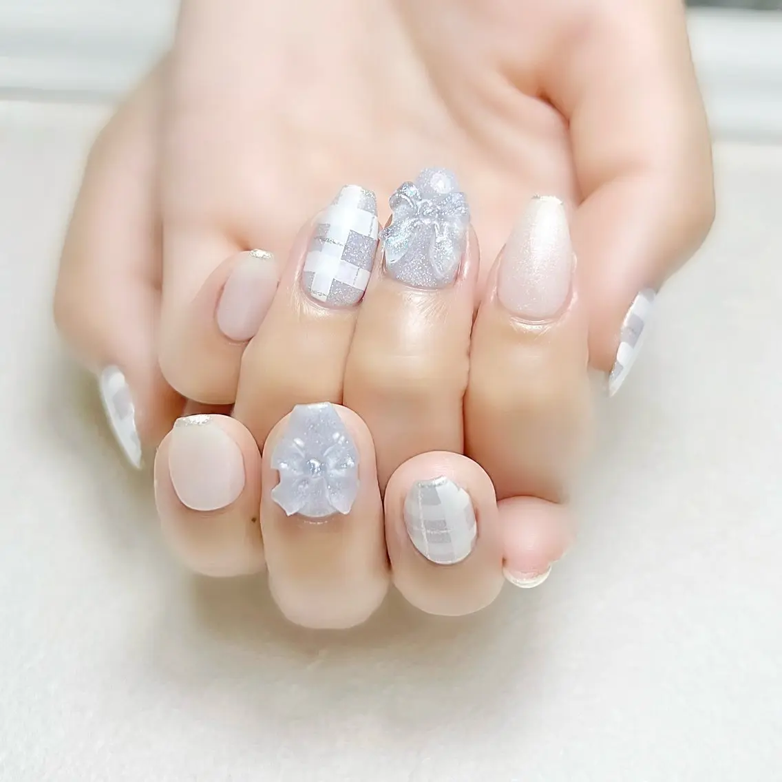 ネイル ブルー ガーリー キラキラネイル ラメ(グリッター) 春ネイル rouse nail RISATOのネイルデザイン