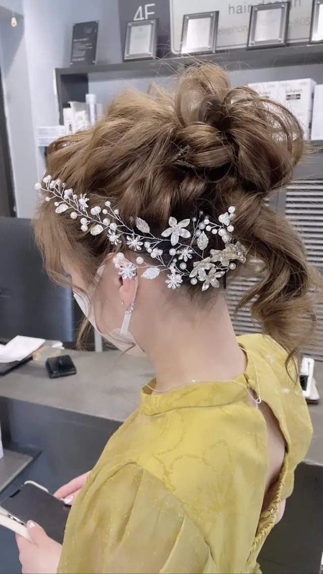 セミロング カラー ヘアアレンジ 切りっぱなしボブ ショートボブ ベージュカラー ブリーチ ケアブリーチ ヘアセット GiseL天神カラー 髪質改善/ブリーチのヘアスタイル