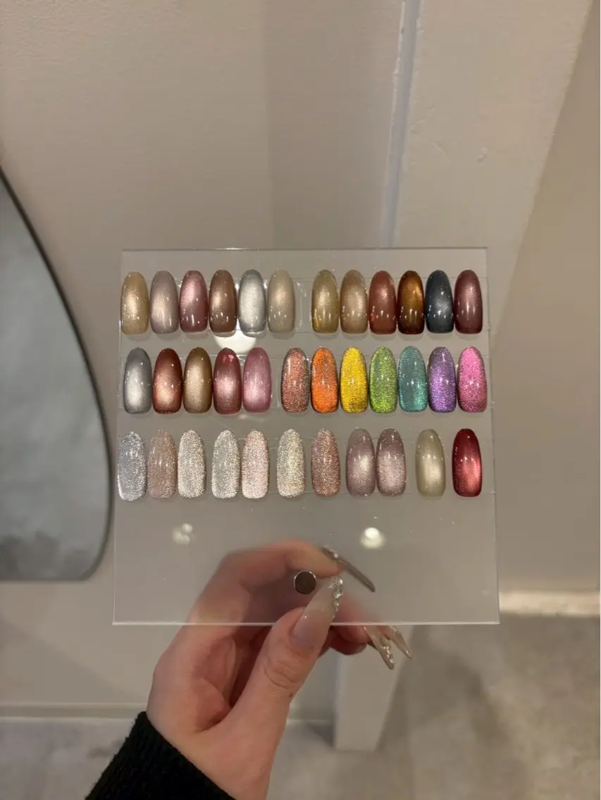magnet nail(オフあり)の写真