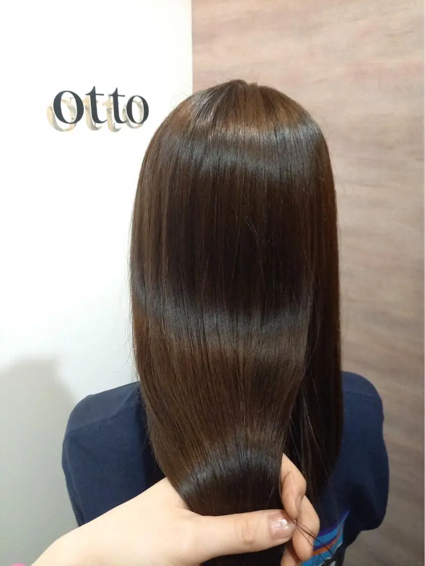 【新規限定クーポン】根元カラー+oggiottoTR+カット¥7.800の写真