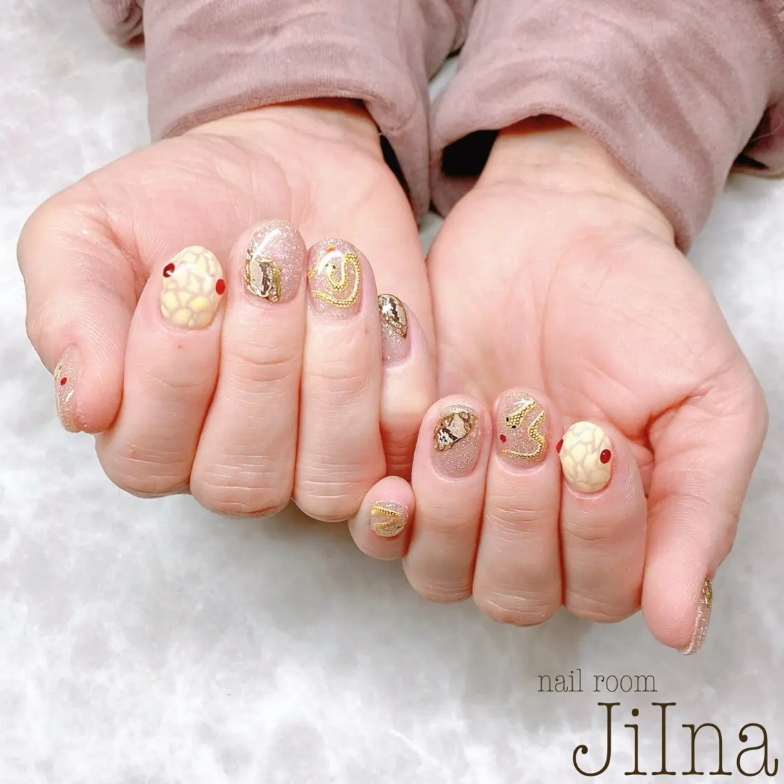 ネイル 持ち込み JiIna nailのネイルデザイン