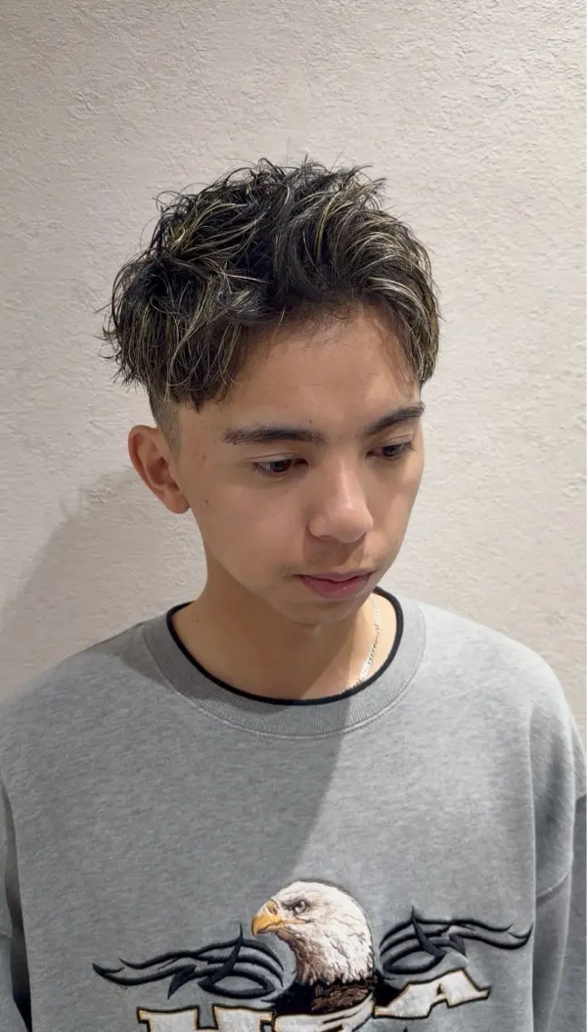 メンズ カット ヘアカラー 保坂 瞭のヘアスタイル