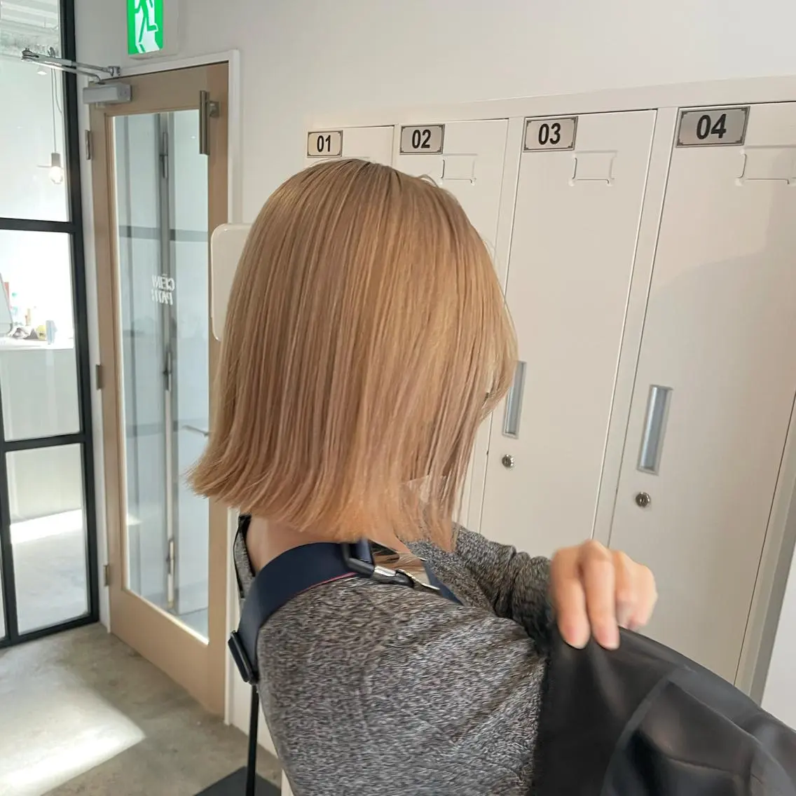 ミディアム カラー ベージュカラー ブリーチ ケアブリーチ ダブルカラー ボブ ヘアカラー Takuma Suzuki中目黒のヘアスタイル