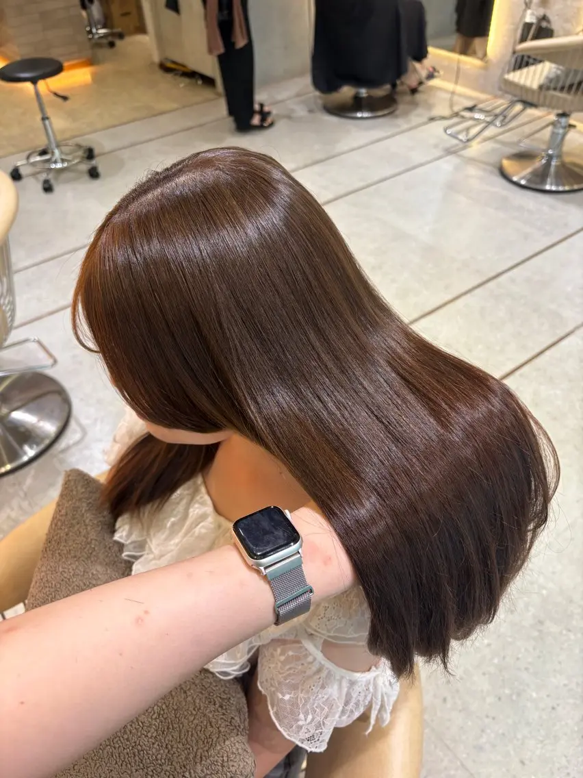 セミロング カラー ヘアカラー トリートメント 顔周りレイヤーカット /髪質改善/ゆう🤍のヘアスタイル