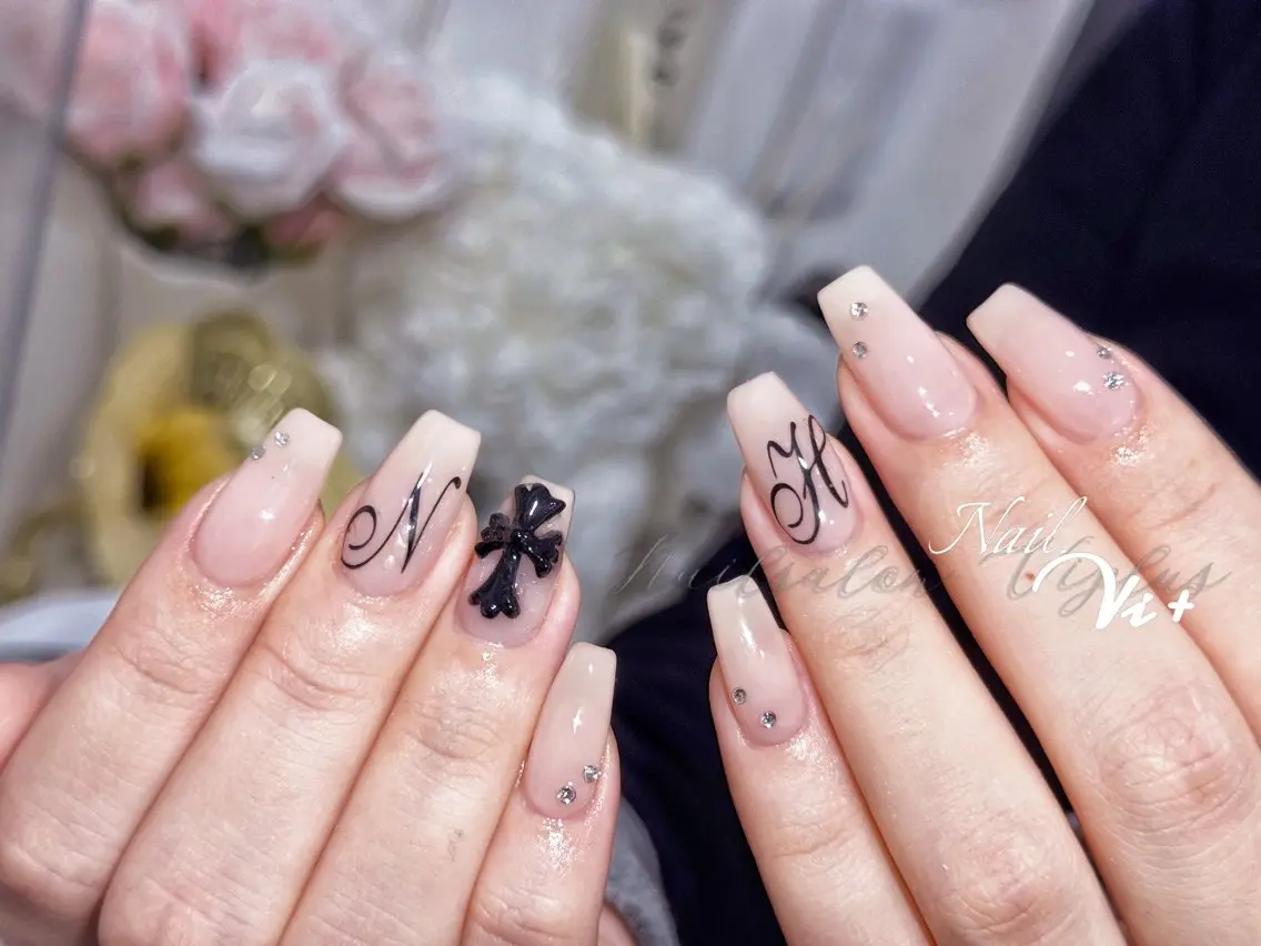 ネイル ハンドネイル ✨Nailsalon Vi+✨のネイルデザイン