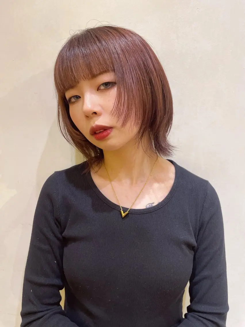 ミディアム 横田 愛梨のヘアスタイル