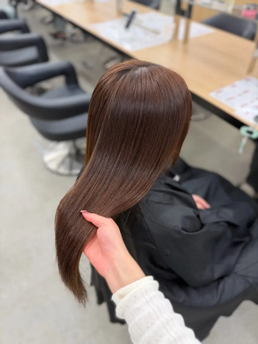 カラー 透明感カラー🫧 EMAのヘアスタイル