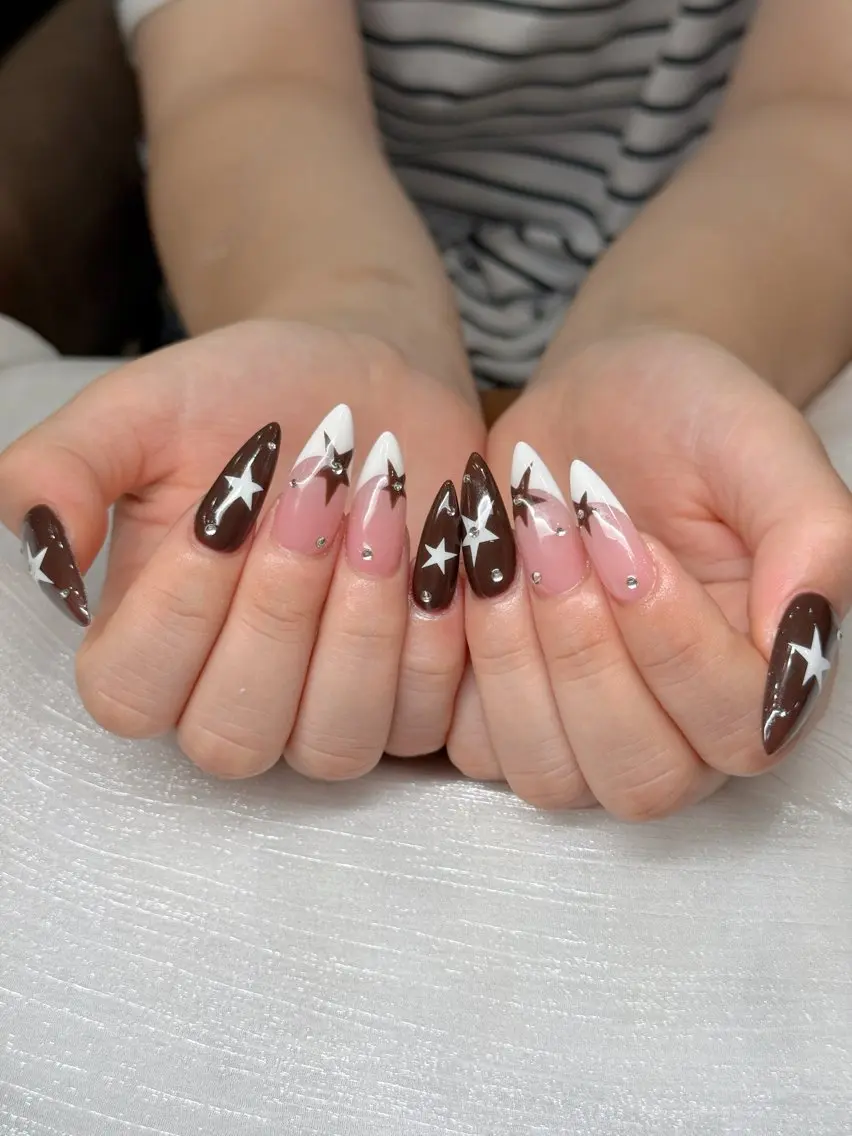 ネイル オーロラネイル ブルー チークネイル フットネイル フレンチネイル ハンドネイル HANA NAIL ROOMのネイルデザイン
