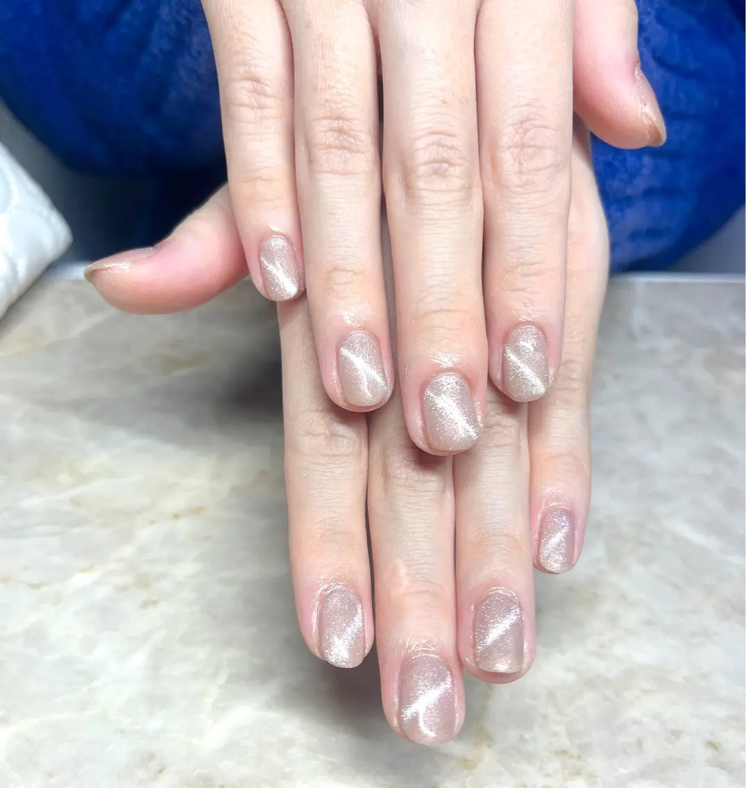 ネイル マグネットネイル ハンドネイル elu船橋店 KAORIのネイルデザイン