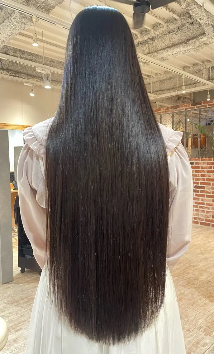 Aujua3step+カット・艶髪縮毛矯正・カラーの写真