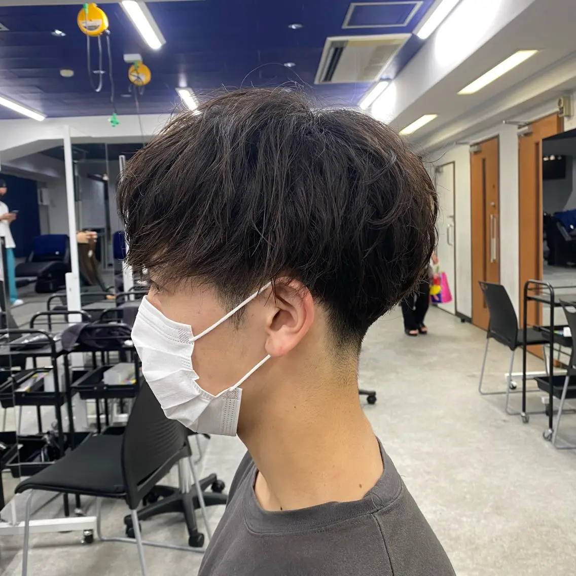 ショート カラー パーマ ヘアアレンジ メンズ キッズ ネイル マツエク・マツパ アイブロウ メンズの天才 ツバサのヘアスタイル