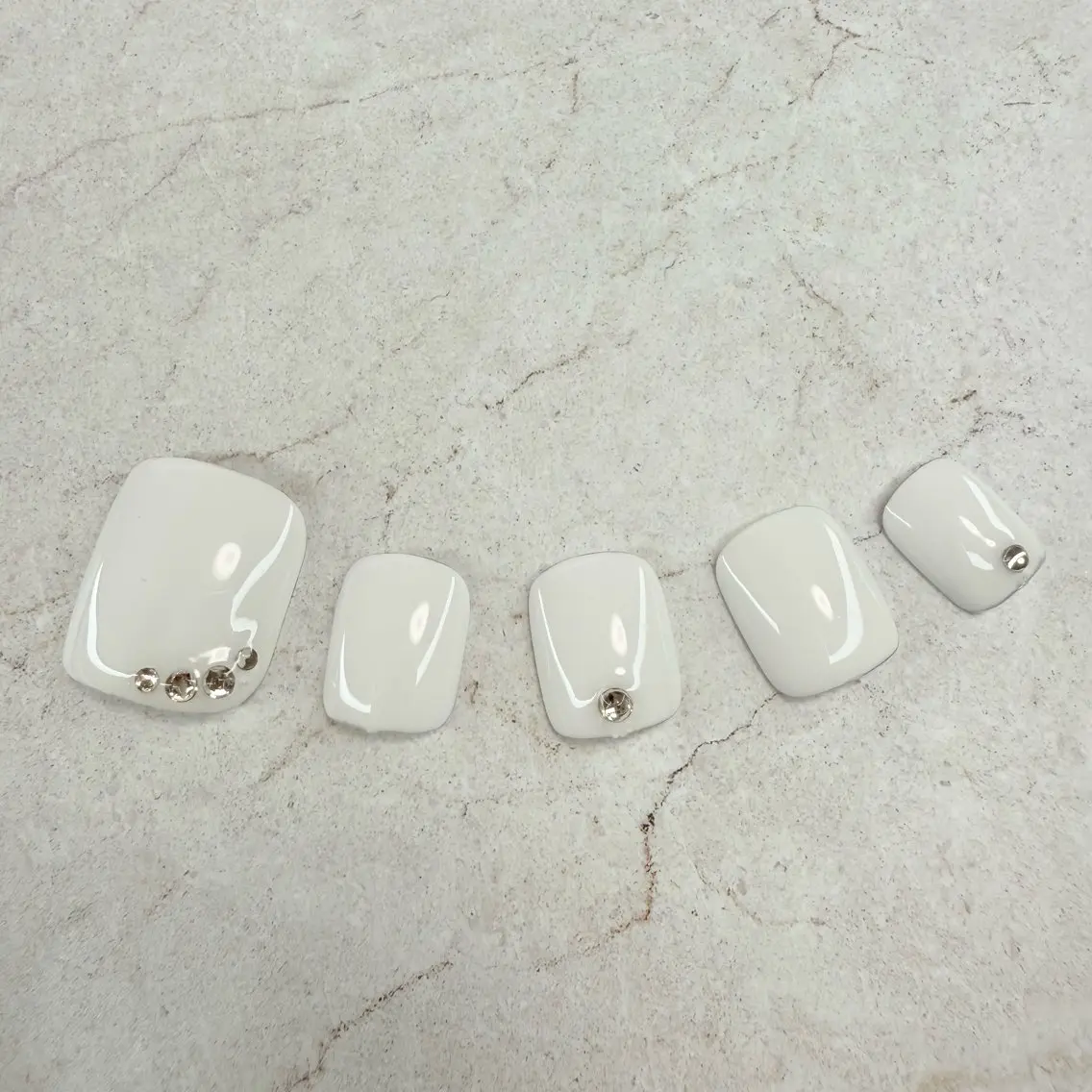 フットネイルワンカラーの写真