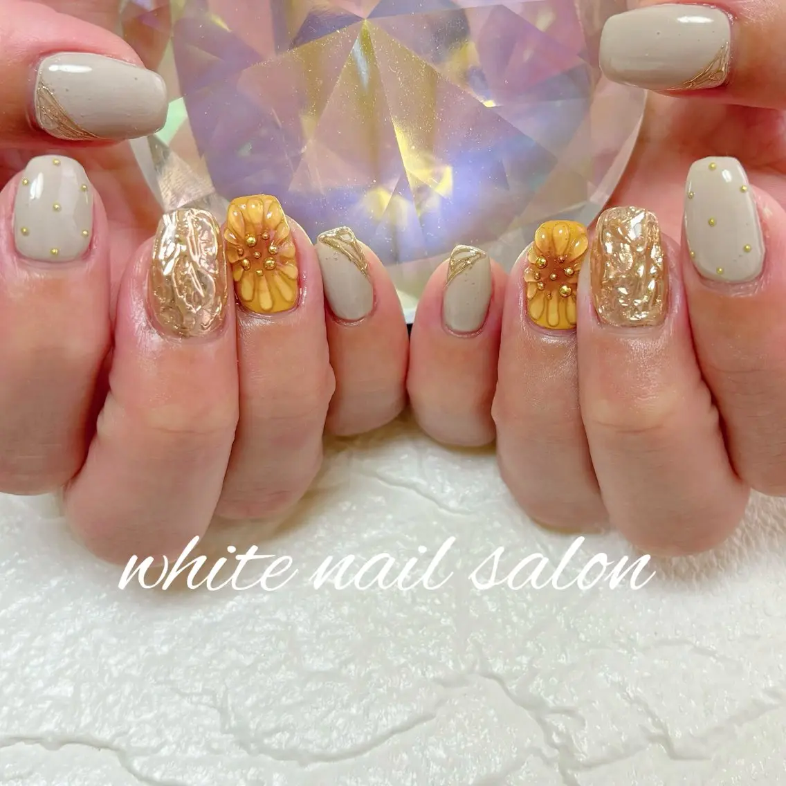ネイル ホワイト ハンドネイル white nail salonのネイルデザイン