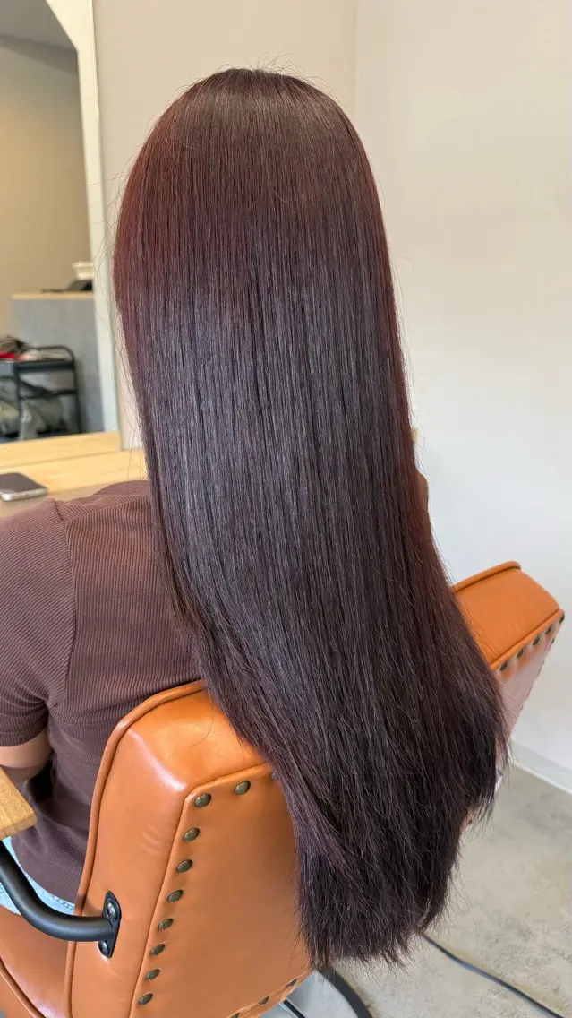 ロング カラー 奥尾 安奈のヘアスタイル