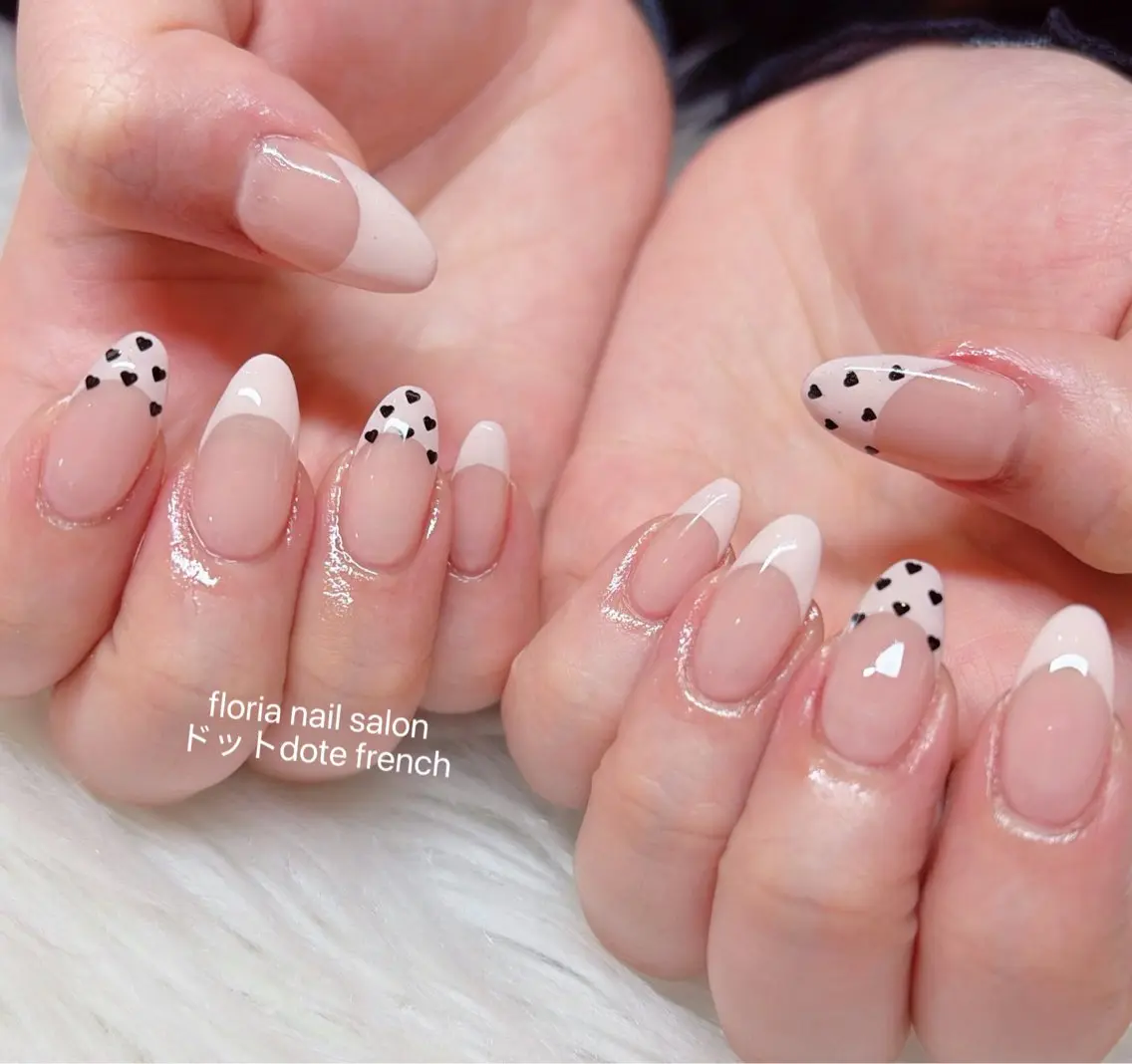 ネイル アートネイル 桜ネイル ドット フレンチネイル ハート ハンドネイル Floria nail salonのネイルデザイン