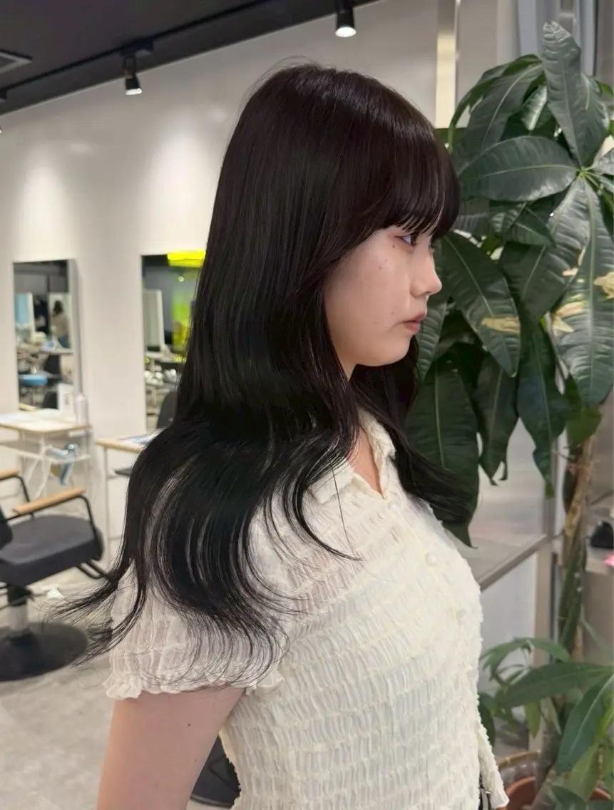 ロング カラー ブリーチ ケアブリーチ デザインカラー ダブルカラー イヤリングカラー 酸性ストレート /ハイトーン/つばさのヘアスタイル