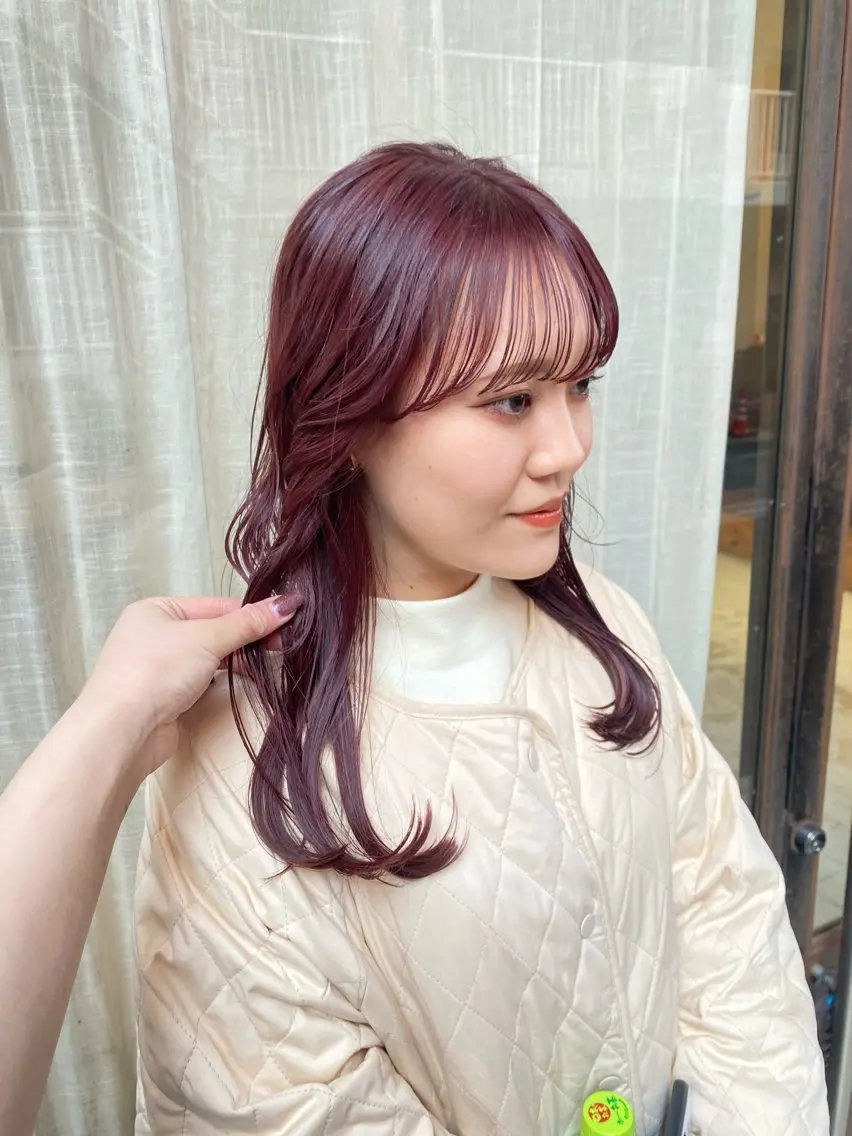 カラー ブリーチ ブリーチなしカラー ピンクカラー 関 桃萌果のヘアスタイル