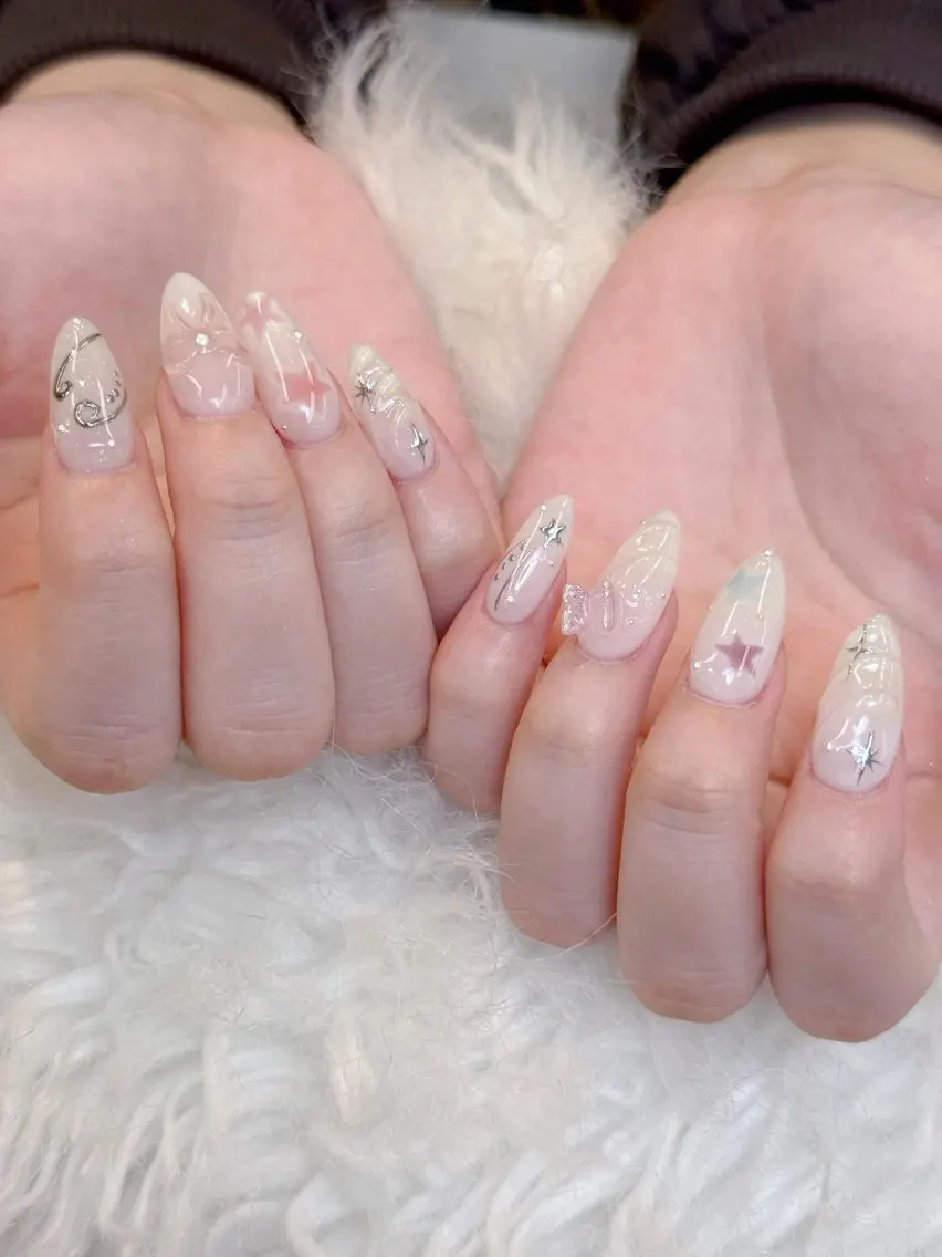 ネイル アートネイル ジェルネイル ニュアンスネイル シンプルネイル ネイルチップ ハンドネイル Nie Nail Shinokuboのネイルデザイン