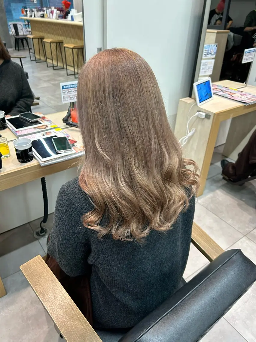 ショート ヘアカラー ショート・ボブ 🌈chinaのヘアスタイル