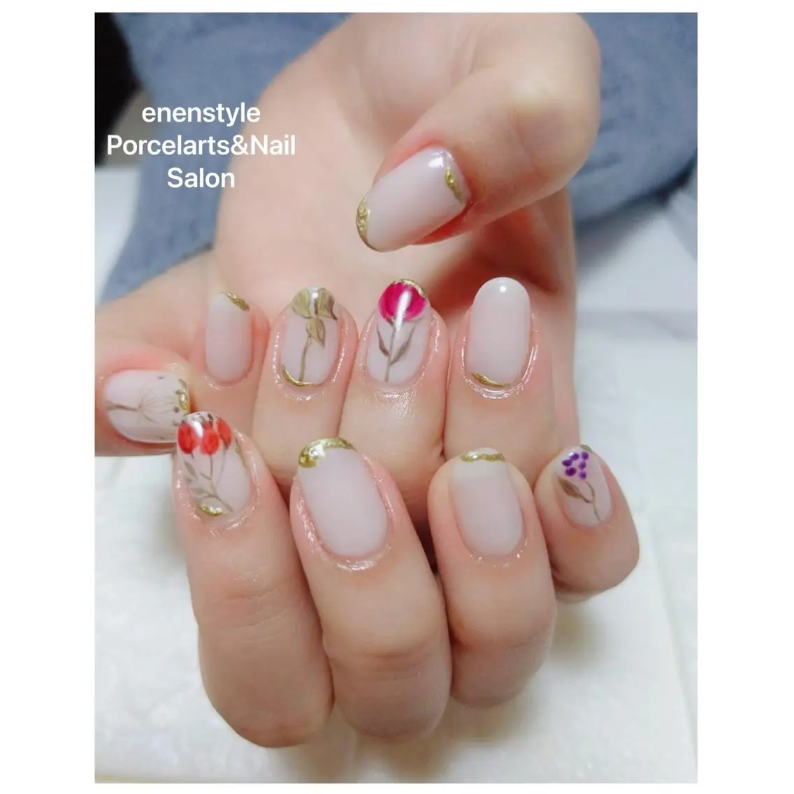 ミディアム ネイル ハンドネイル 🐾enen style 🐾のネイルデザイン