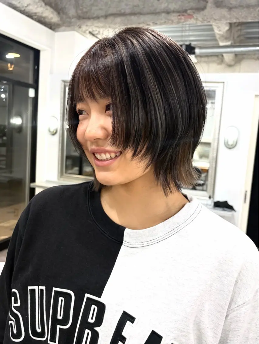 ショート ボブレイヤー ボブ レイヤーカット 泉澤 風花のヘアスタイル