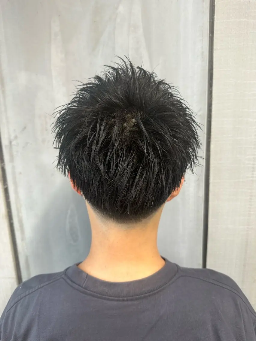 ショート メンズ フェードカット TELA HAIR 副代表RIKUのヘアスタイル
