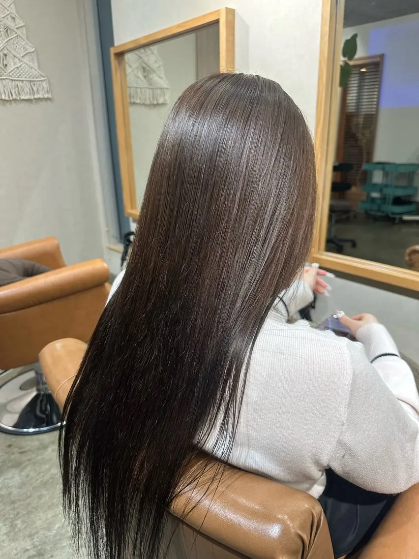 ロング ヘアカラー 大石 楓のヘアスタイル